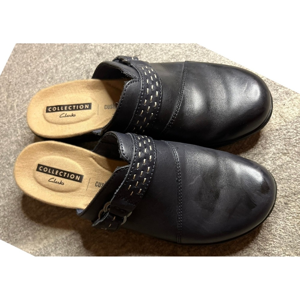 Clarks Collection Black Leather Cushion Soft Buckle Clogs Mules Womens size 7